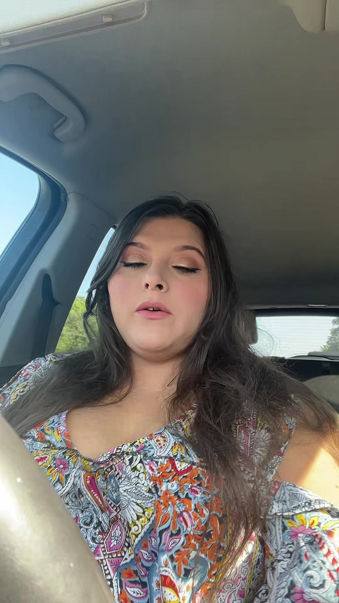 @venessagalaviz