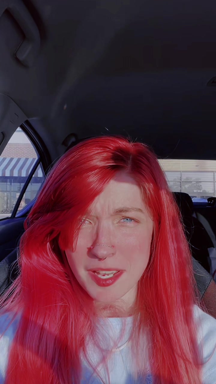 @alyx louise