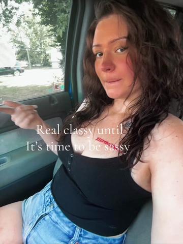 @haleyydmm