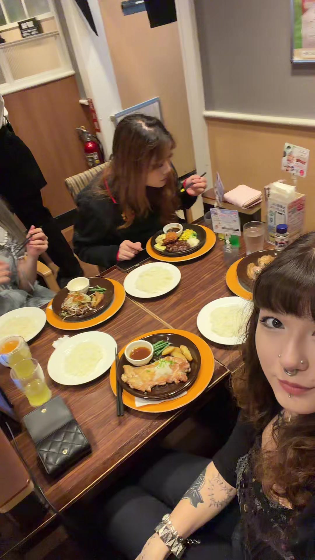 @エマ^_−☆