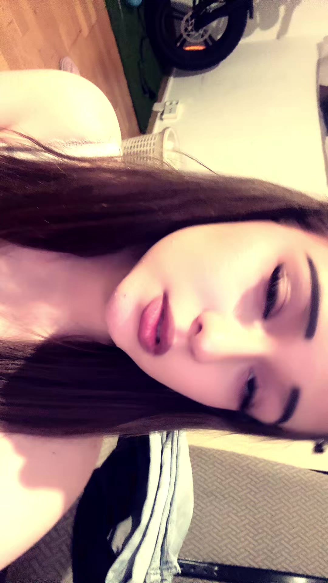 @lipwix_x