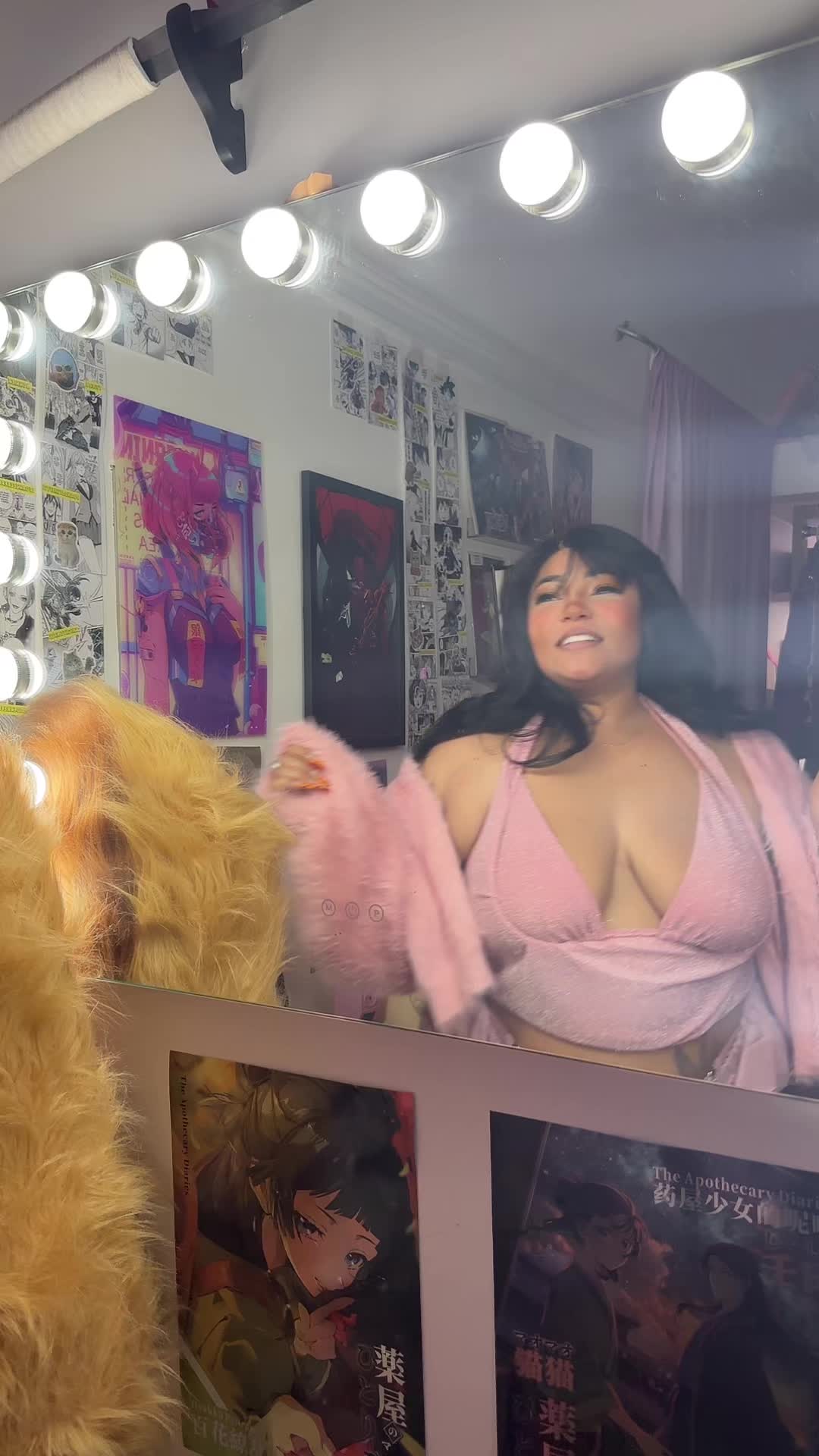 @thickwaifucat