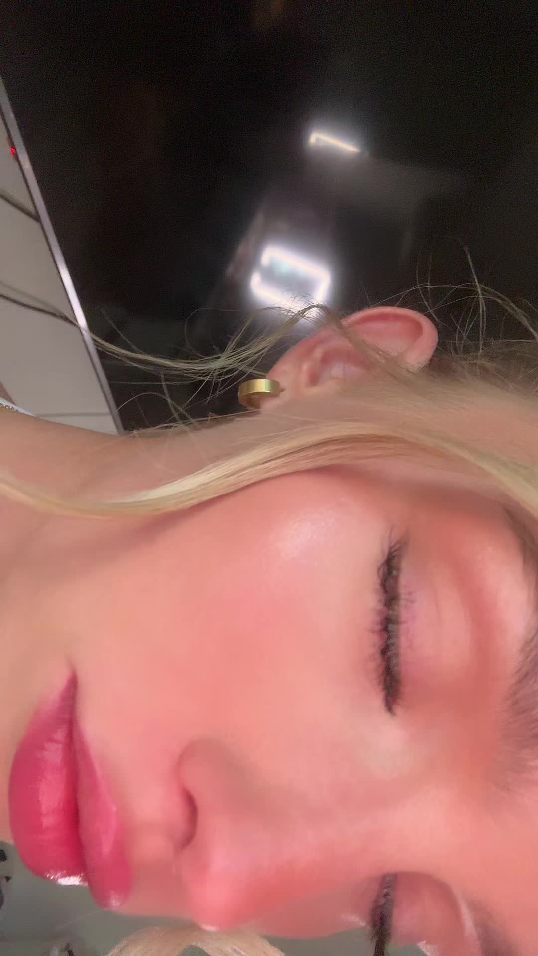 @zo