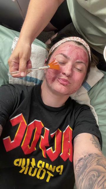 @itsashleeyxoxo