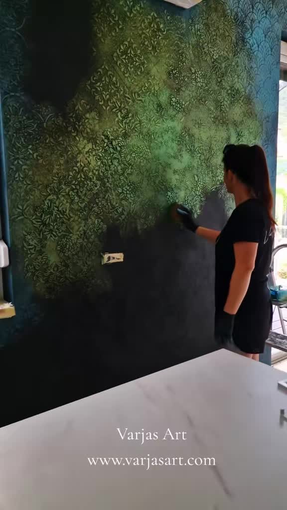 @Varjas Art