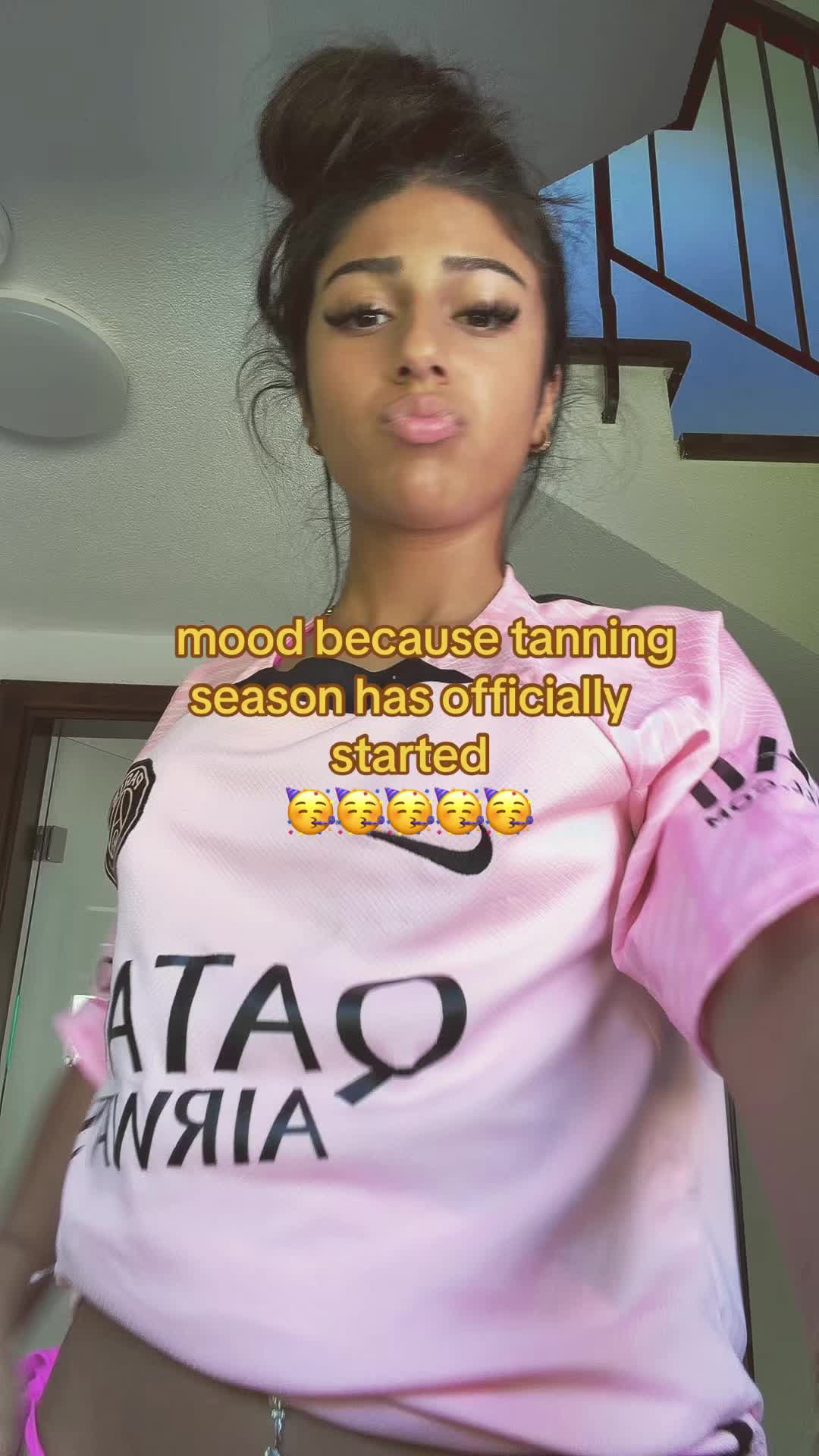 @LiveTina250k