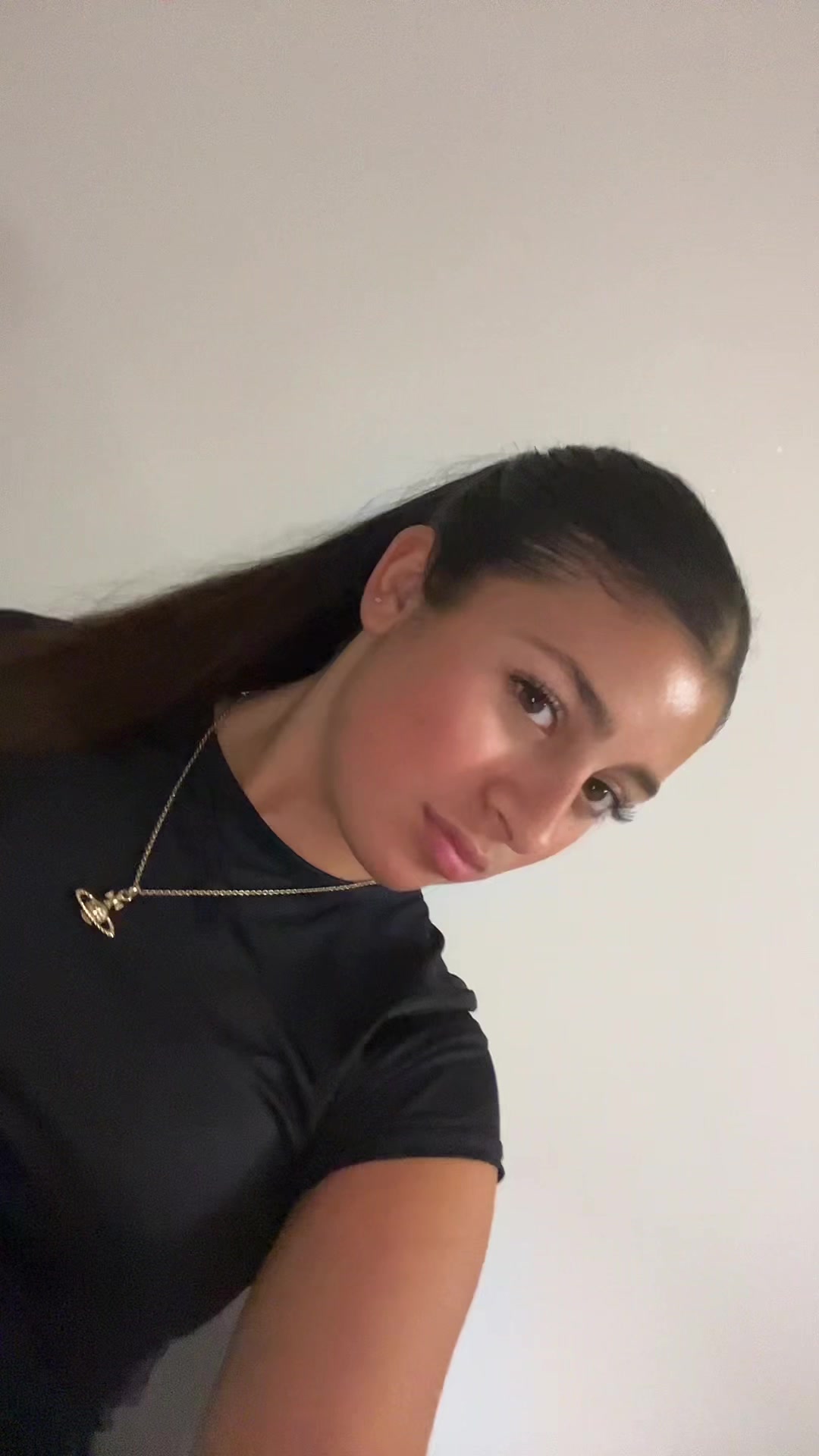 @Liv