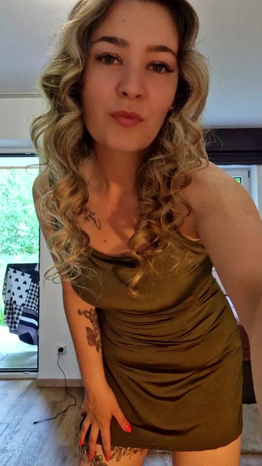 @vikt&oacute;ria kiss