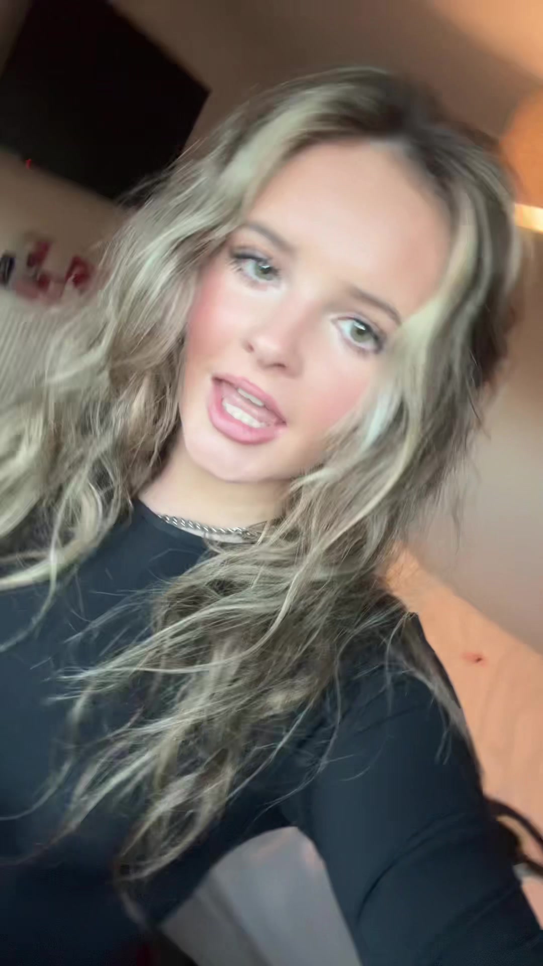 @Poppyolivia