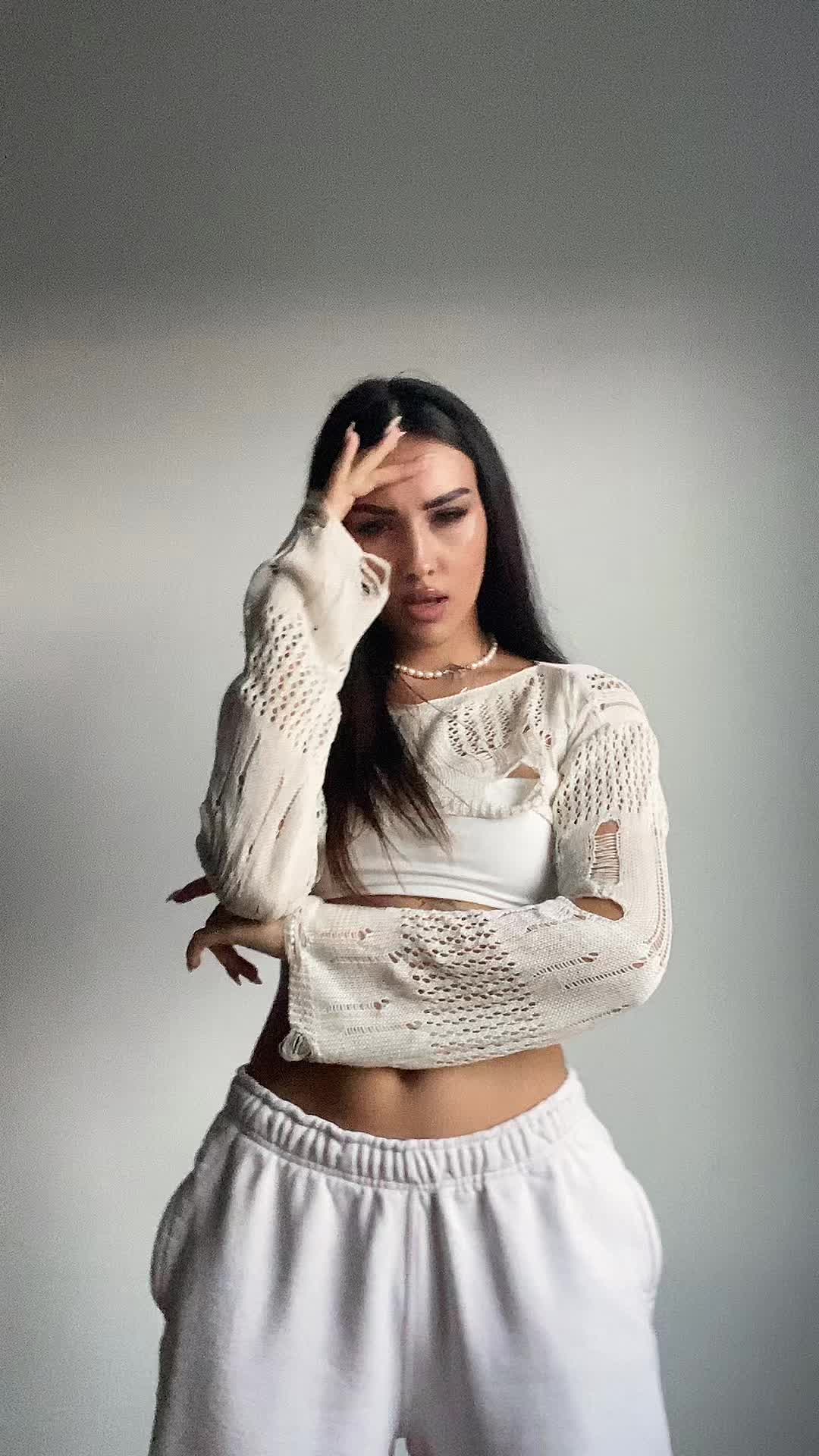 @katieee