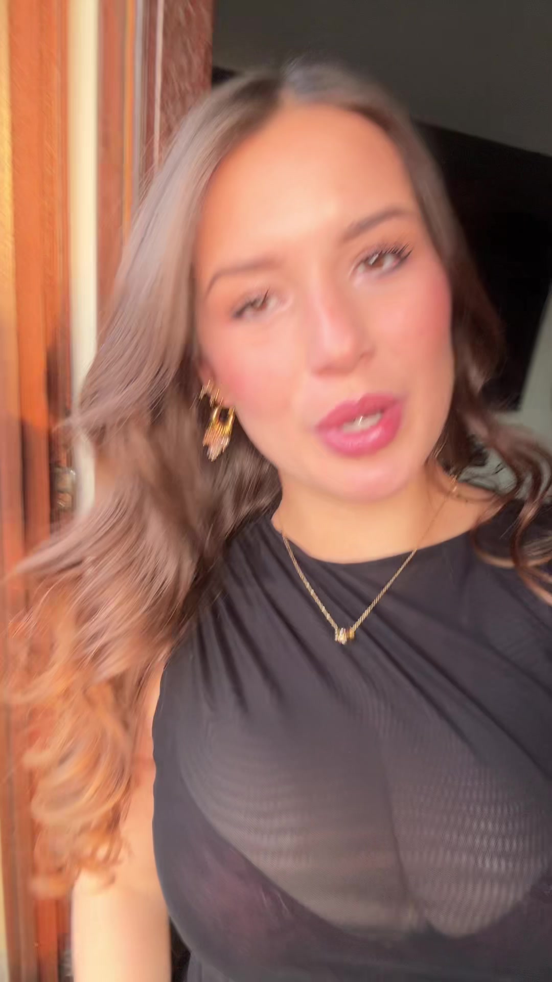 @Alma-Míra