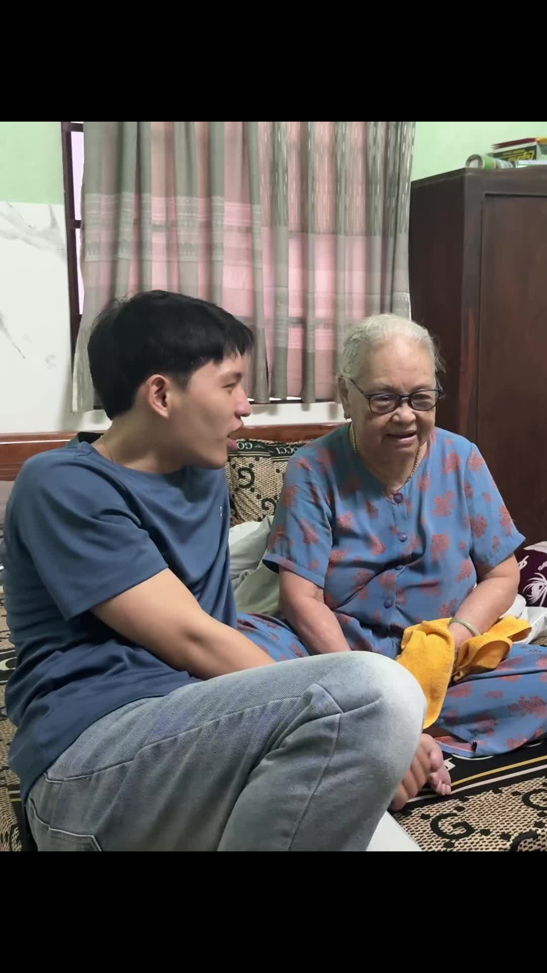 @Nguyễn Hồng Thủy