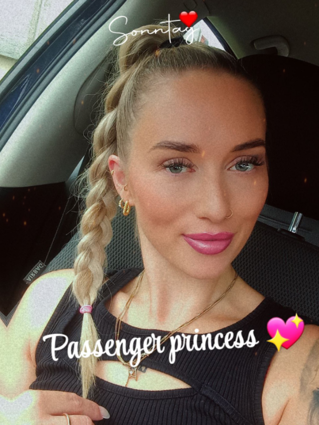 @Sabrina 🎀✨️