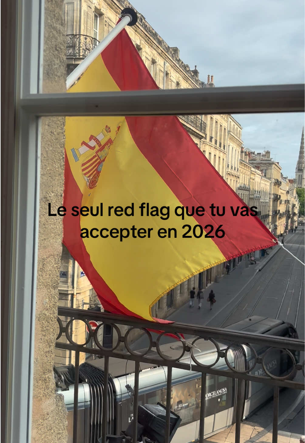 @EleQueOle