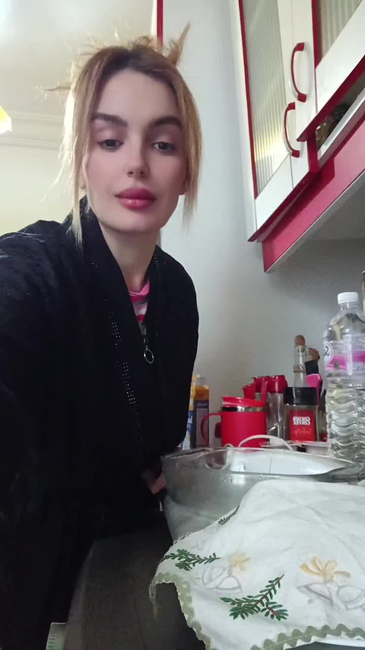 @Emna Fine ✨️