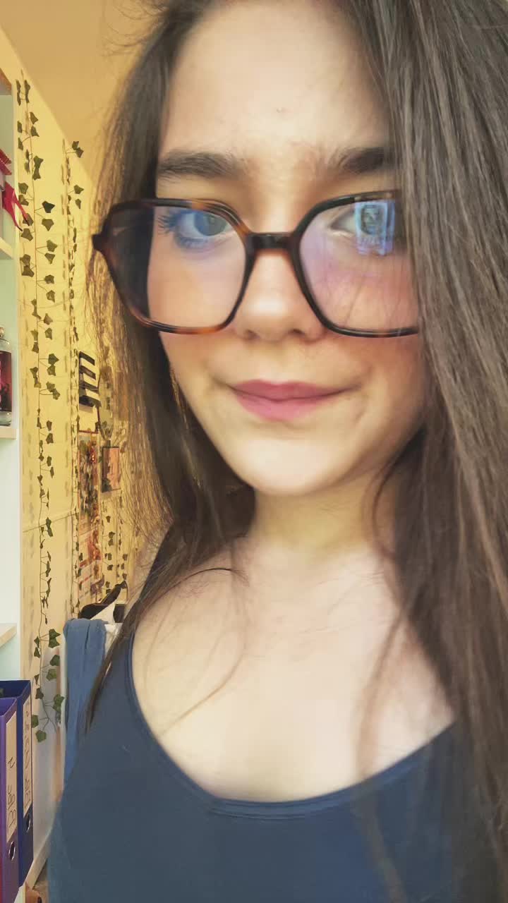 @𝓜𝓮&iuml;-𝓛𝓲 𝓛𝓸𝓾 💋