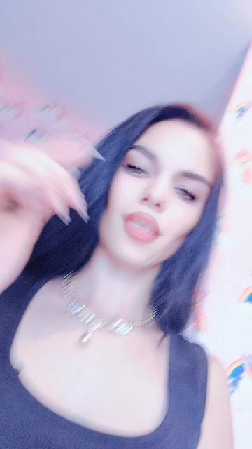@Πλάμενα Βεσελίνοβα❤️🔥❤️🩹😈