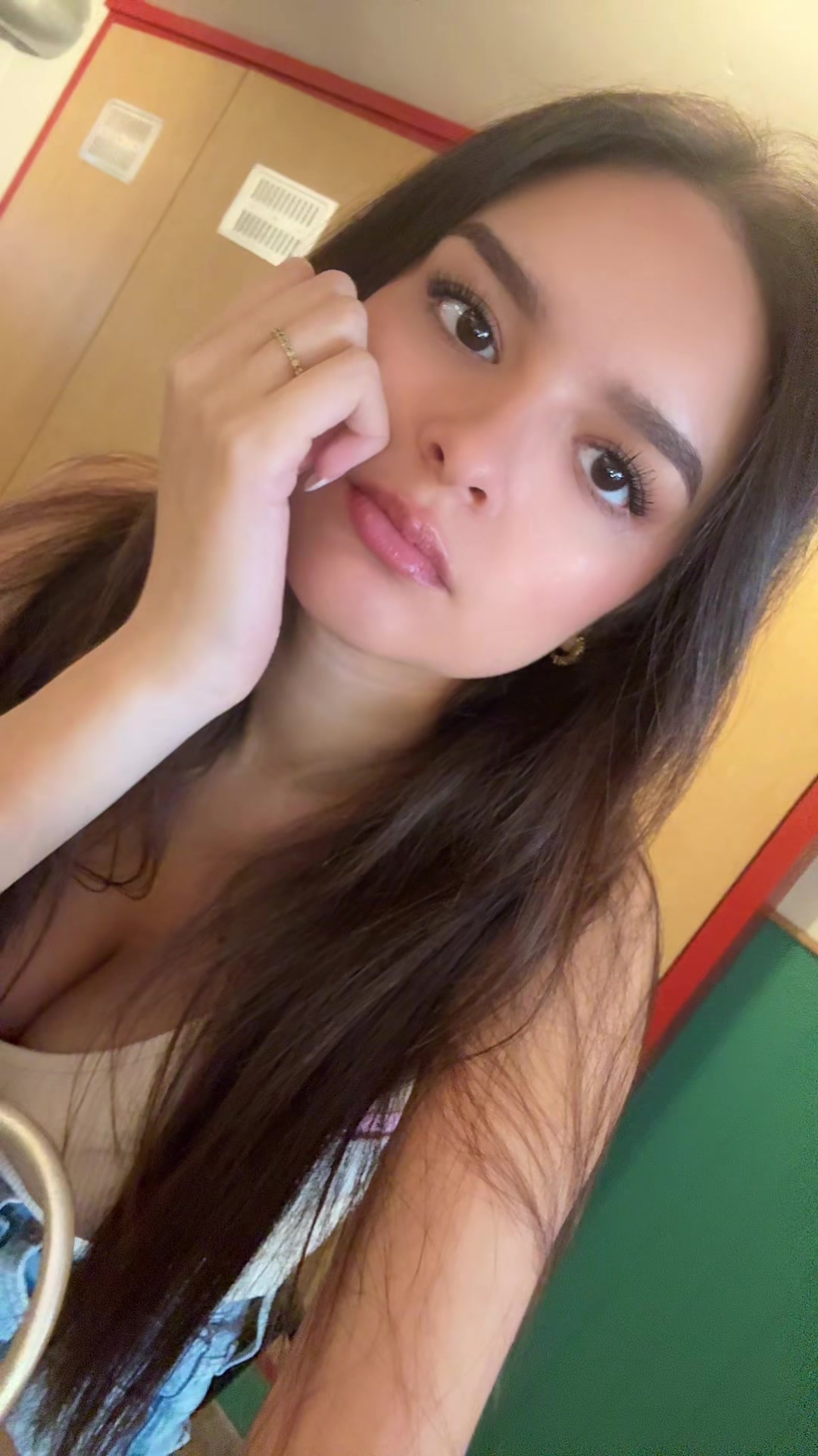 @isabella