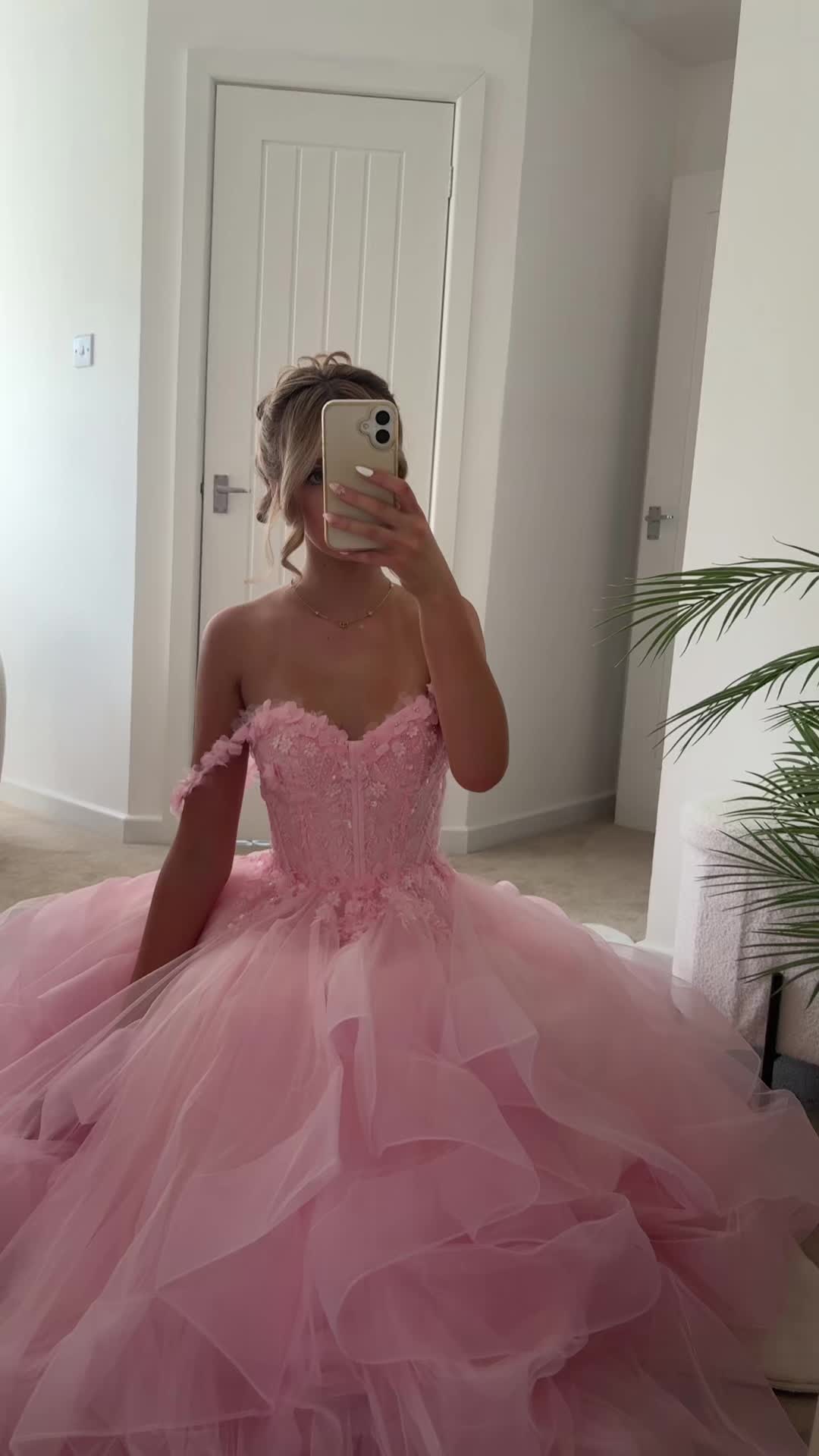 @phoebe louise