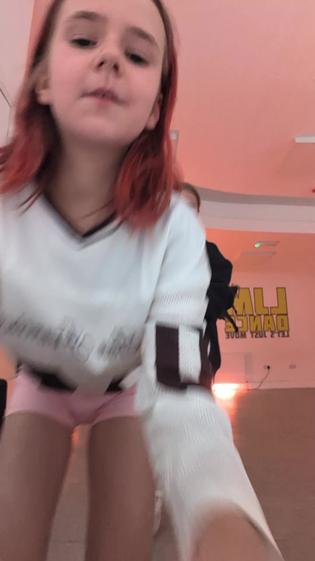 @Clair_Foster