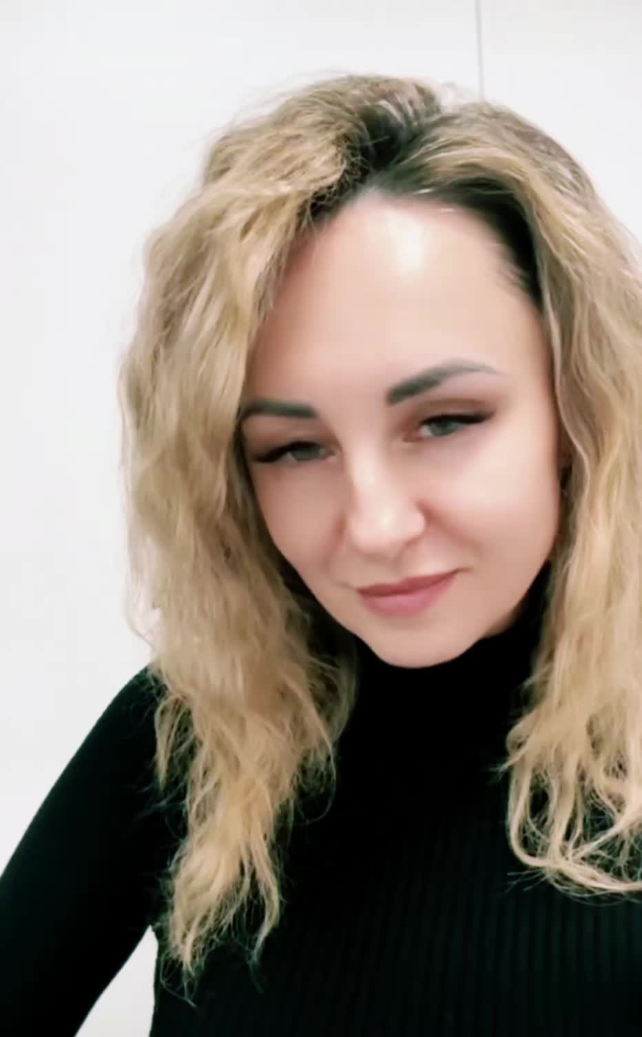 @Denisa 🖤🖤🖤🖤