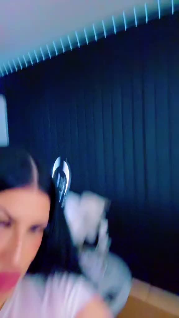 @barbiiequeen1
