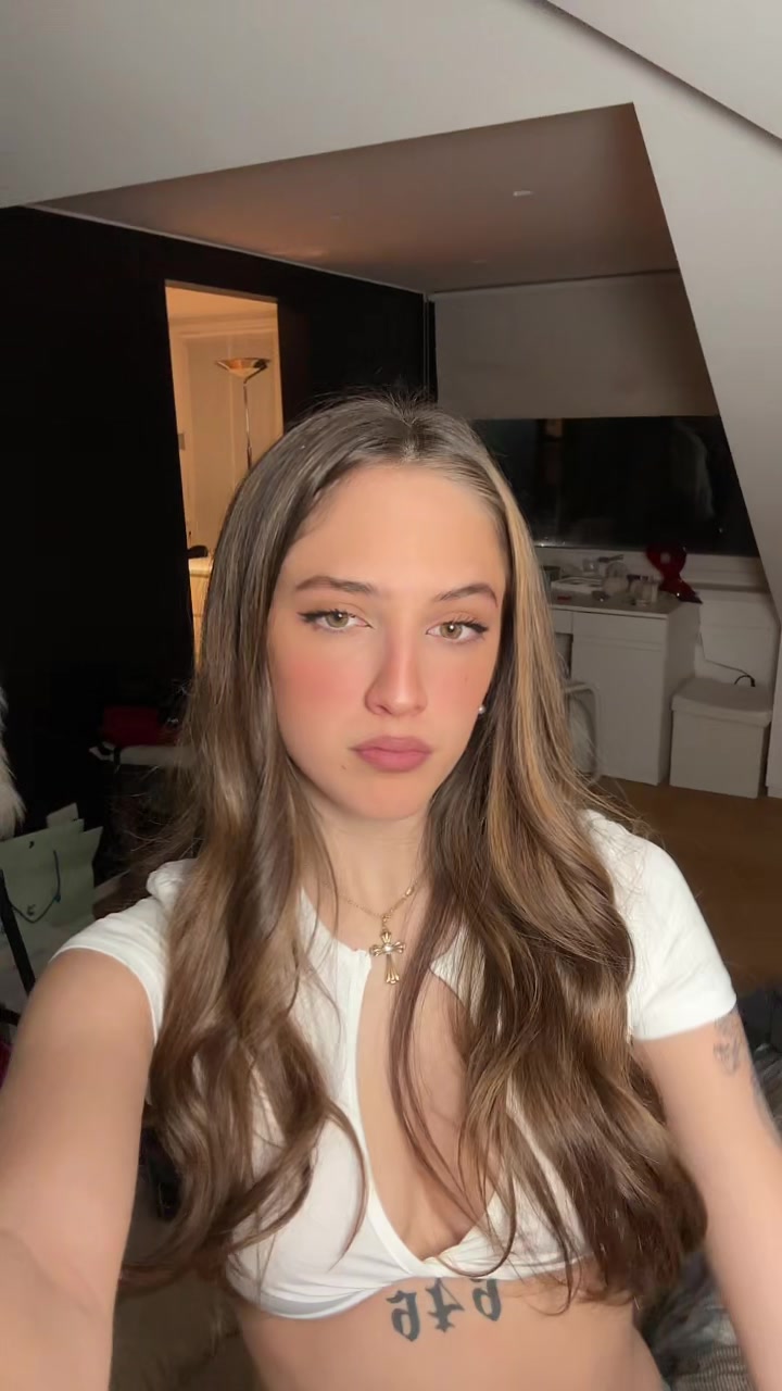 @carlotta cima🖤