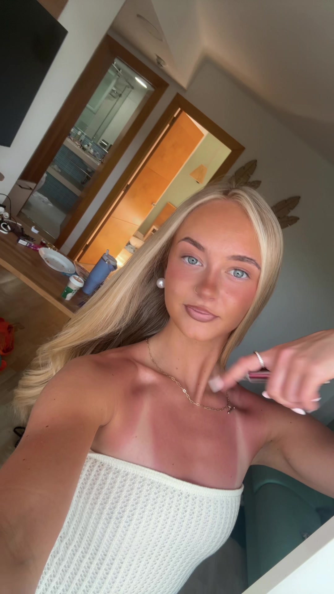 @Liv