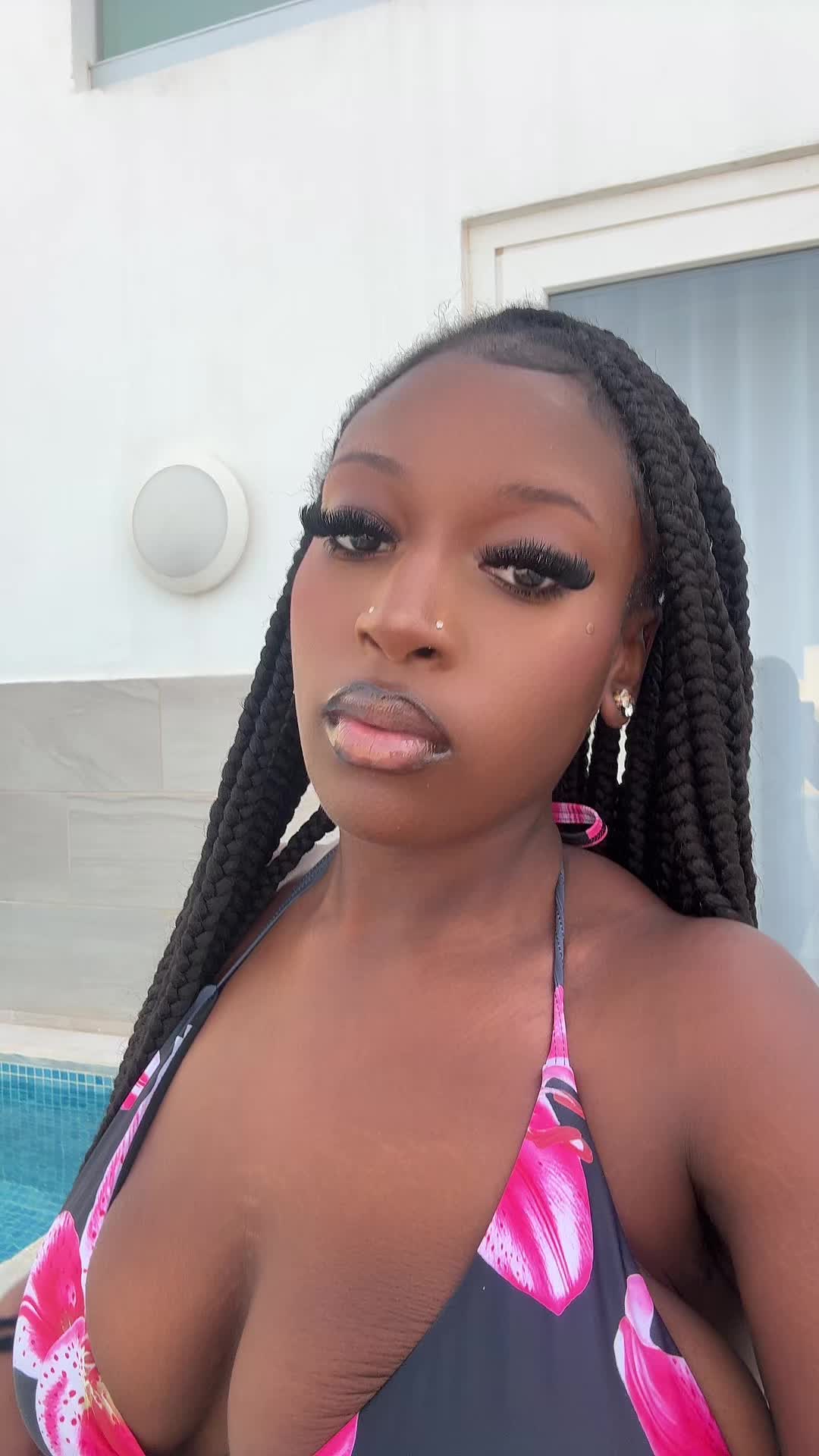 @yourfavvnigerianbabe