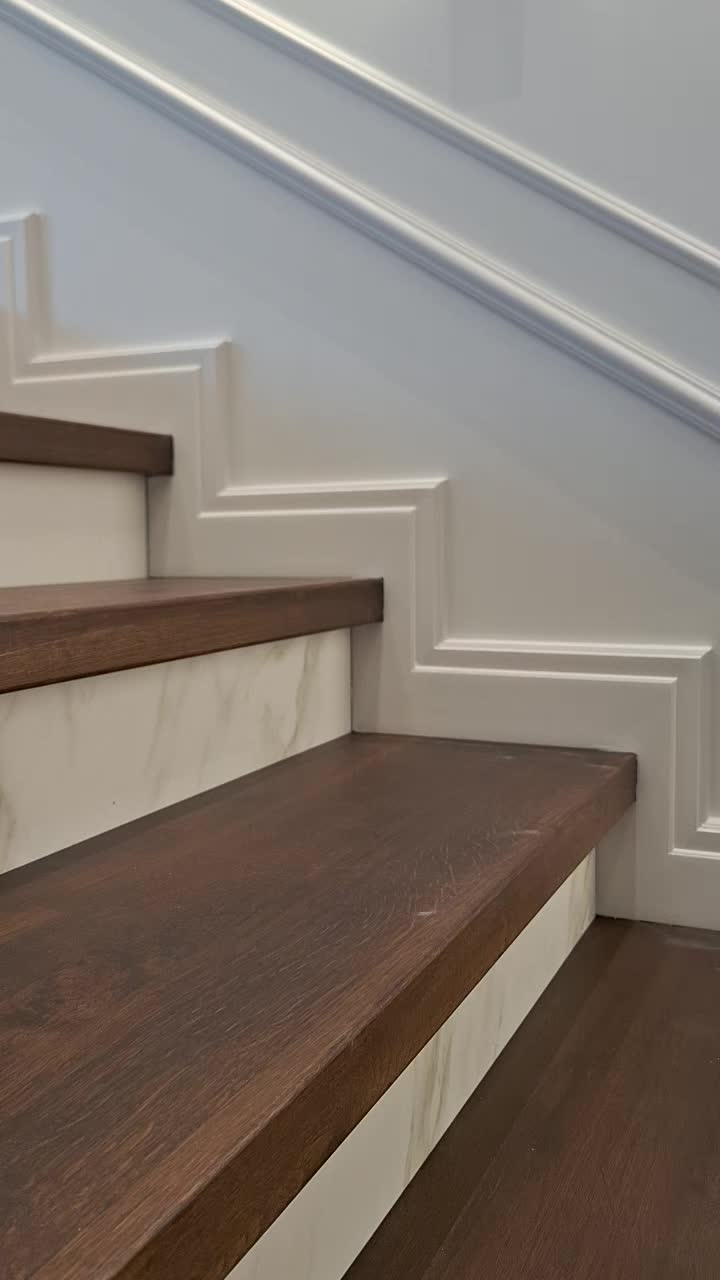 @Mesterul profilelor decorative