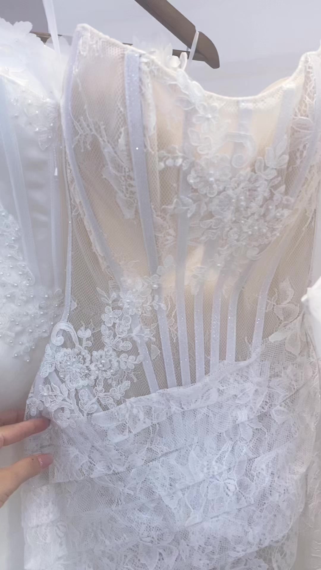 @VULUXURY (ÁO CƯỚI BÌNH PHƯỚC)