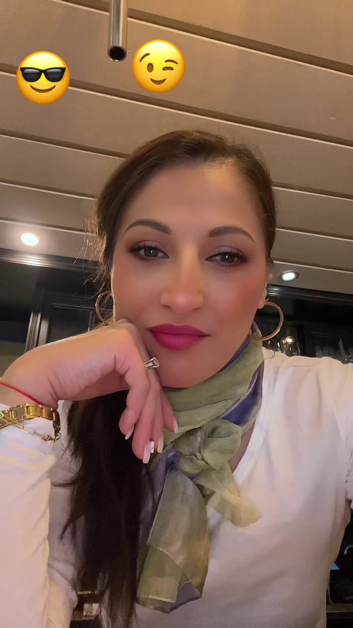 @Alina&ensp;Cătălina