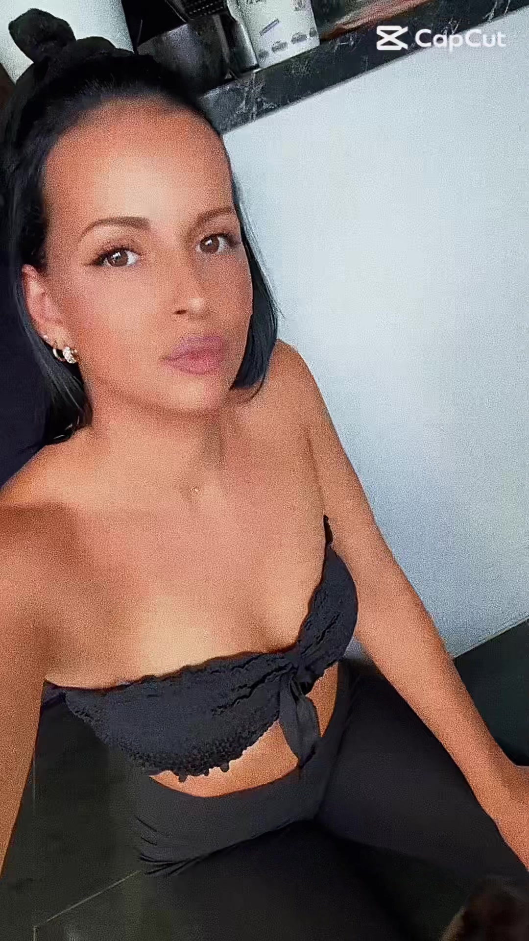 @Sabrina