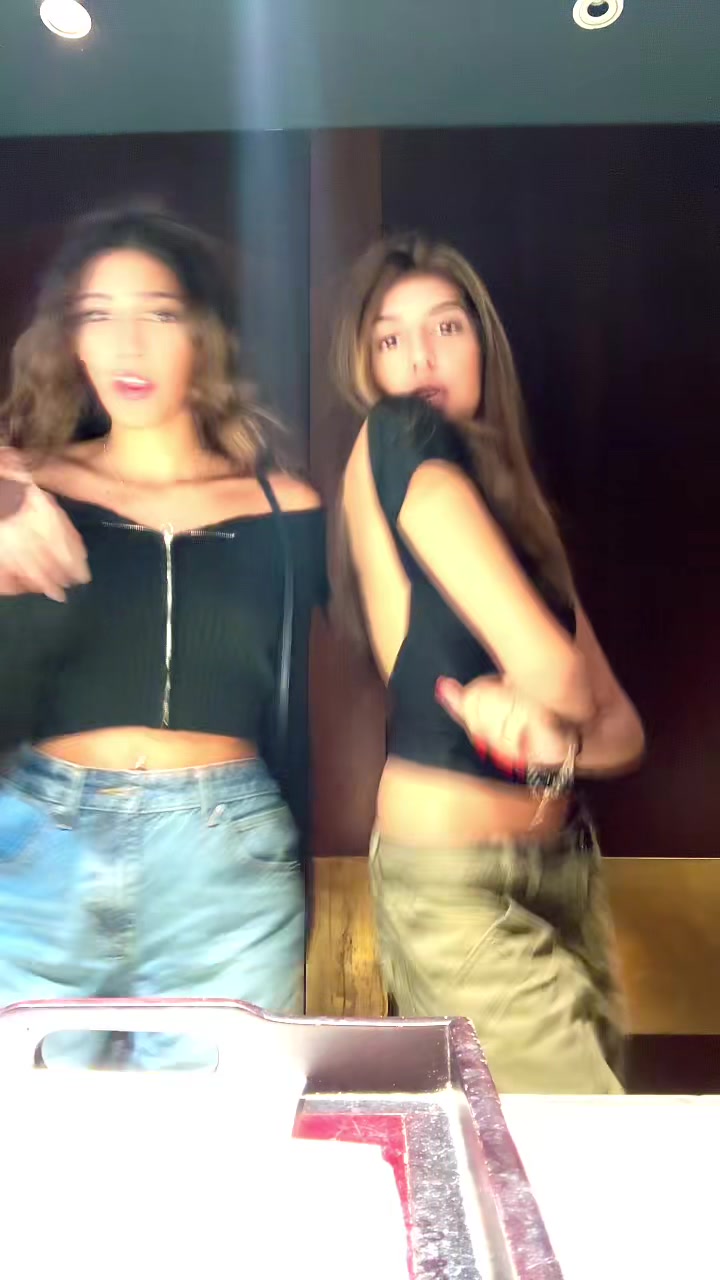 @tia