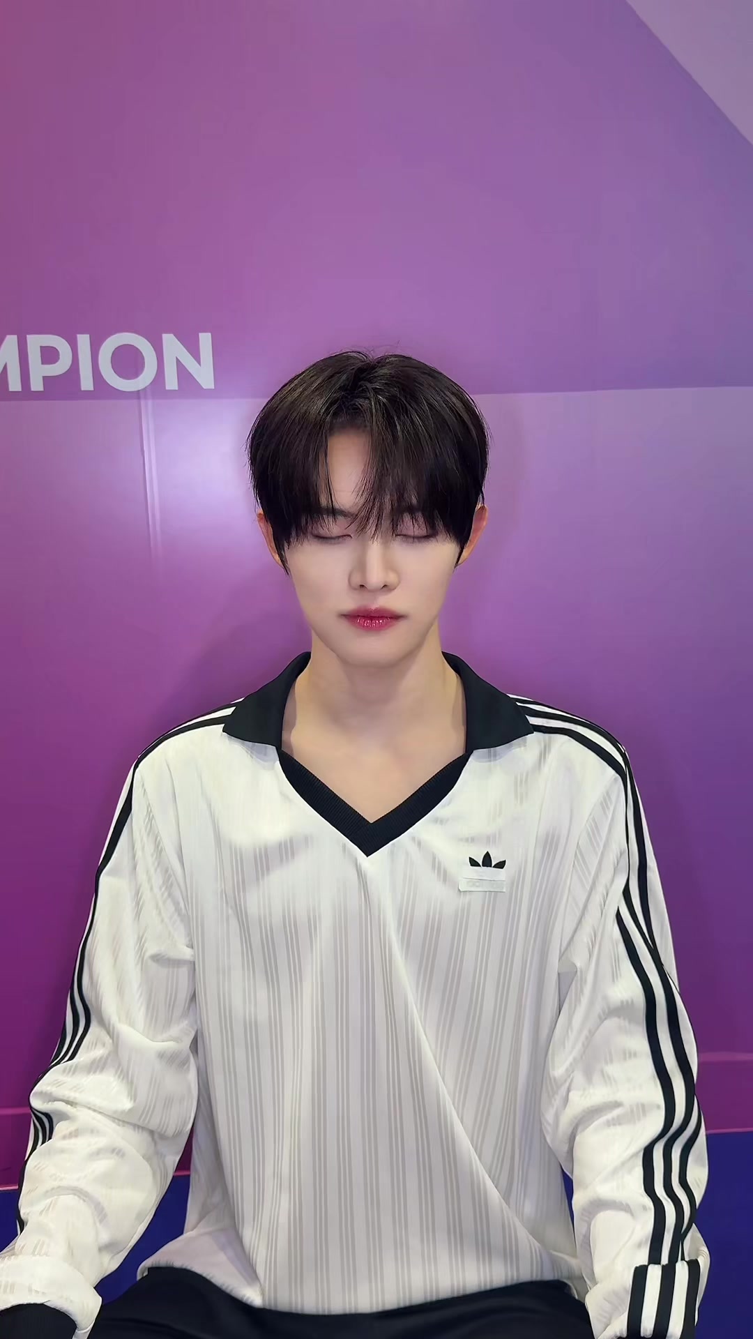@CLOSE YOUR EYES
