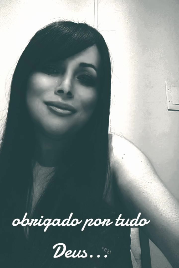 @Julianakassia
