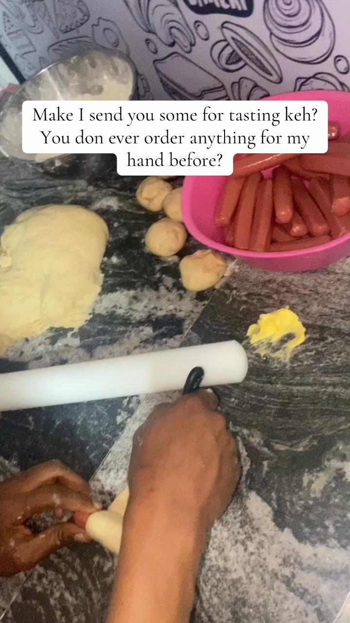 @CAKES | SMALLCHOPS IN ABARANJE