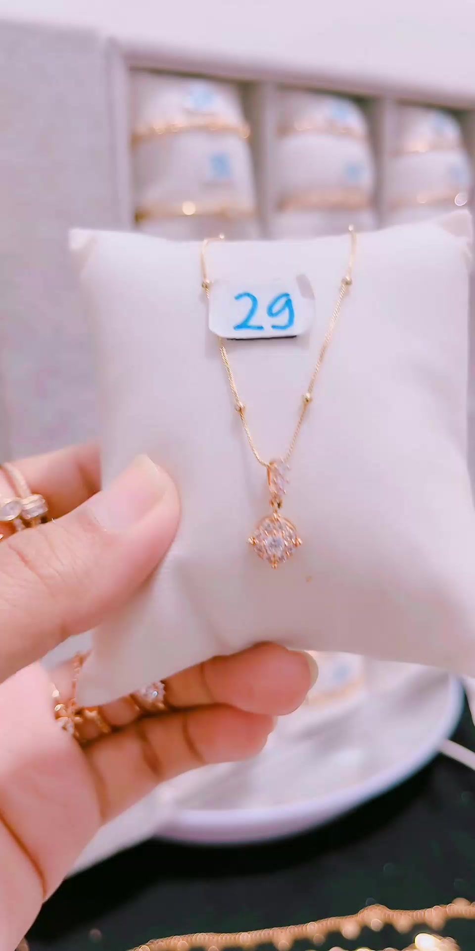 @Btari Perhiasan