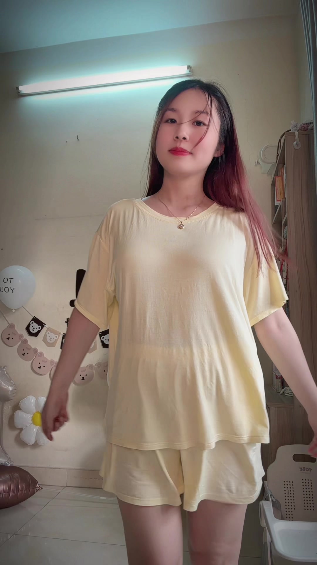 @Cô lớp trưởng nè✨