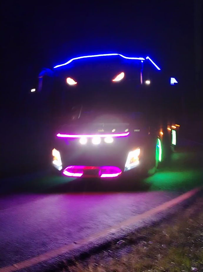 @sᴀɴᴛᴏsʜ.Hᴏʀᴀᴀ🚍🚍