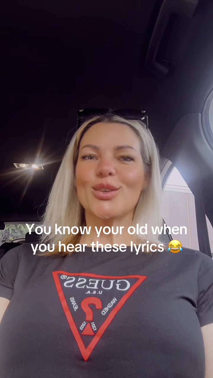 @rebeccajustme