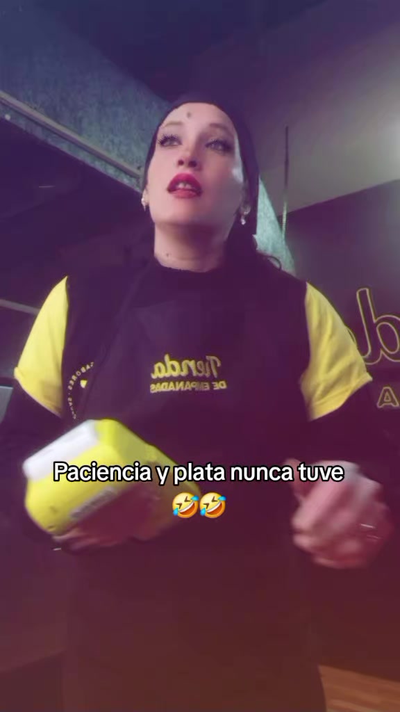 @vanelapochi