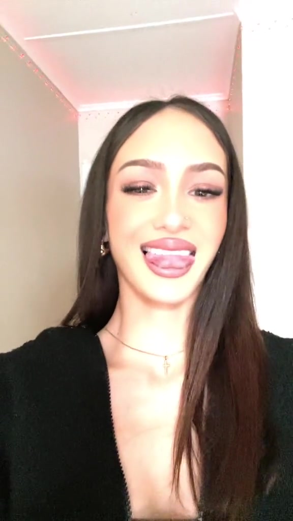 @anahera