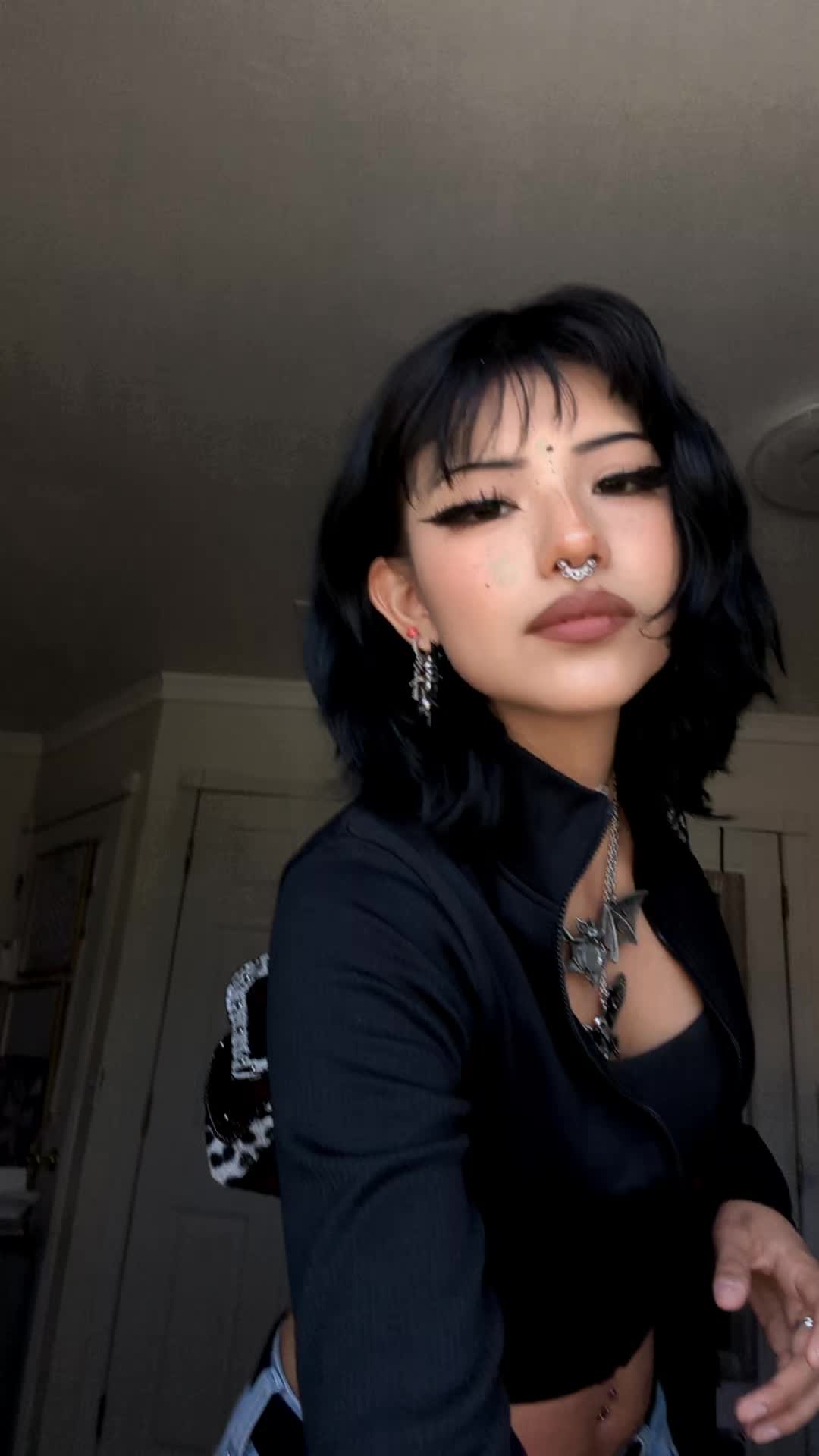 @𖣂♰MAY𖣂♰