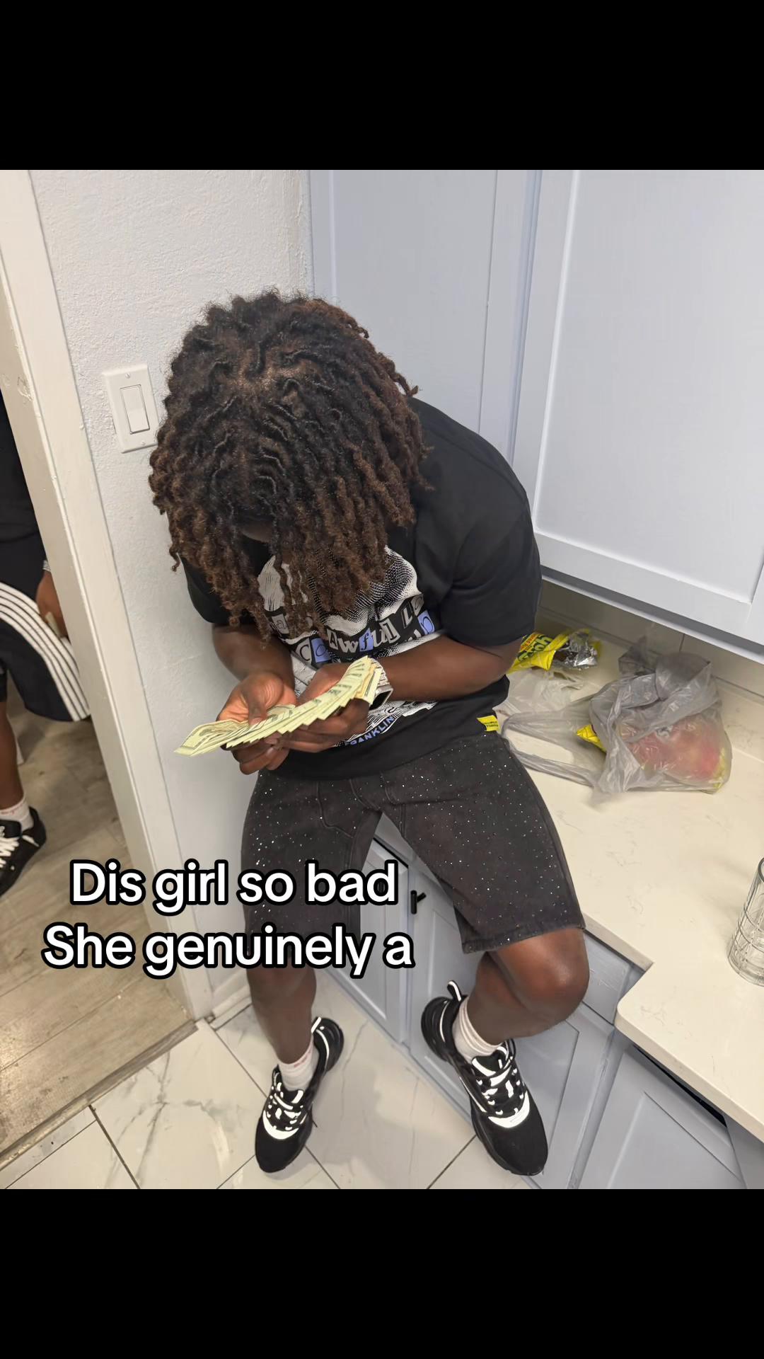 @DelStrapz