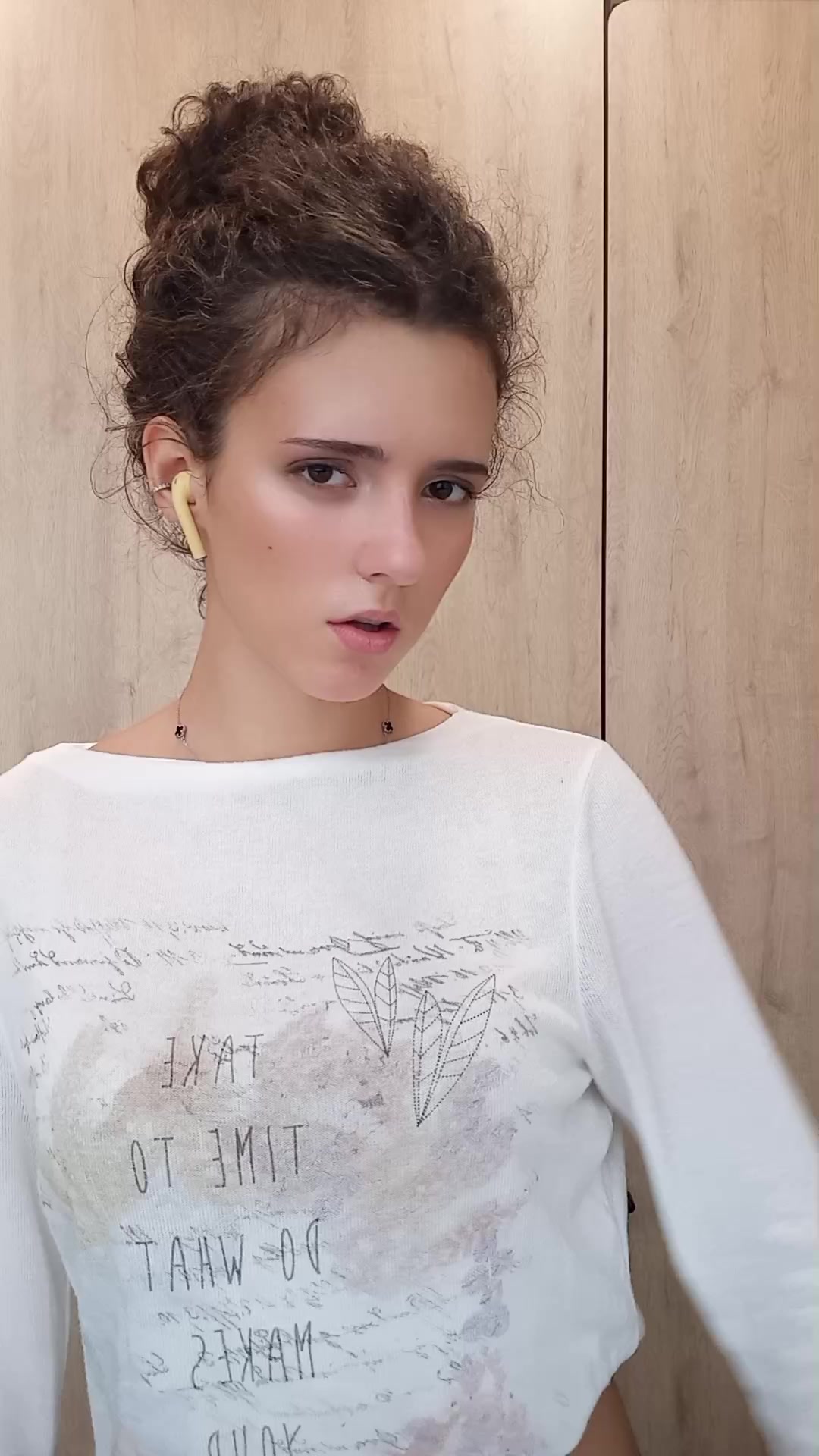 @vks