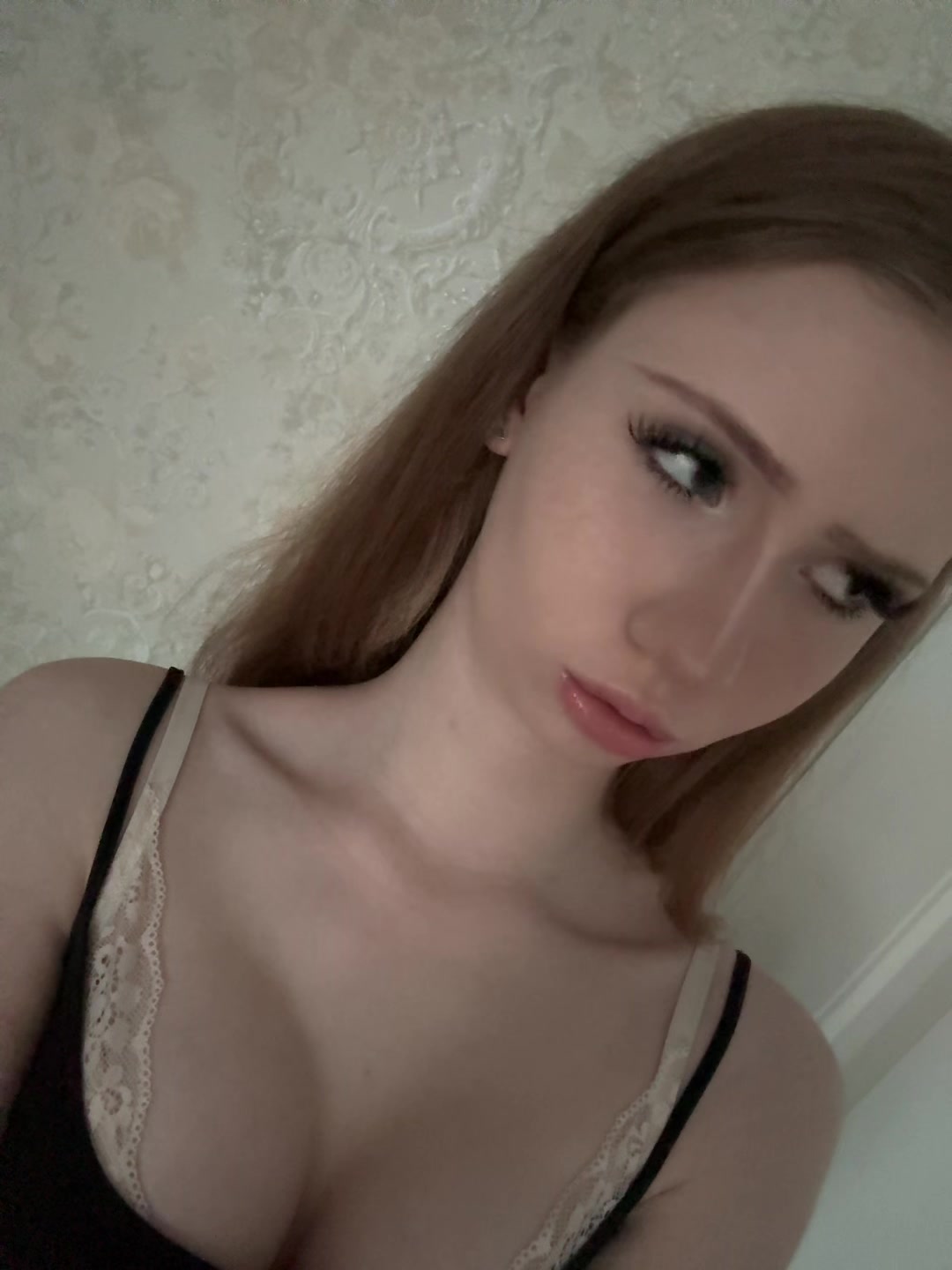 @zlaia.pchelka