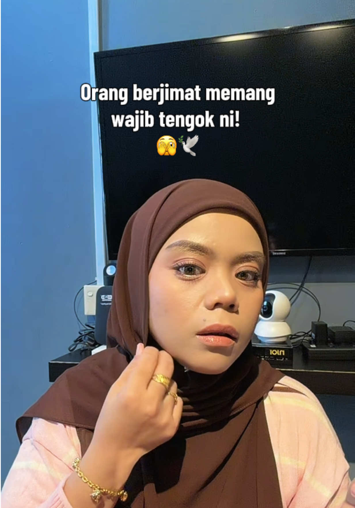 @ℋ𝒶𝓃𝒾𝒻𝒶𝓈𝒽𝒶🕊