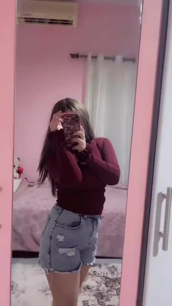 @Holidaxon..002