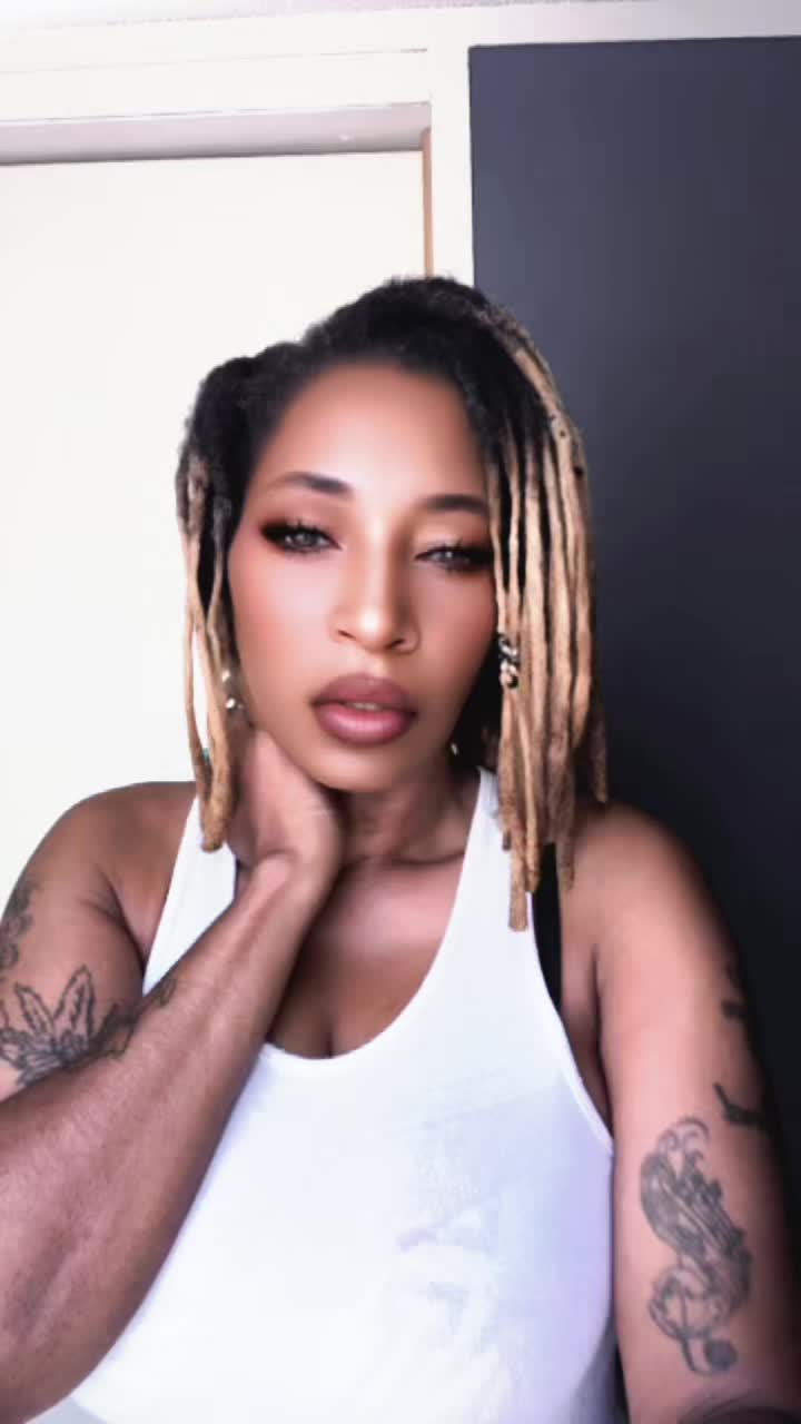 @Siren Goddess Dola 💎👑🌹🔥